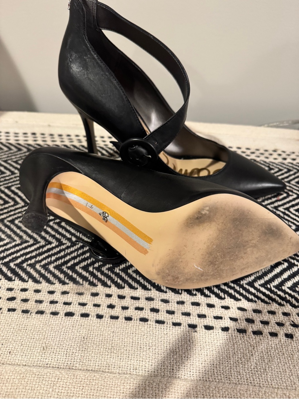 Sam Edelman Honda Black Leather Pointed Mary Jane Pumps Size 9 Business Casual - Picture 6 of 6